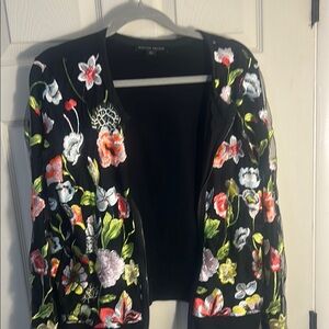 Floral Embroidered Jacket - Black